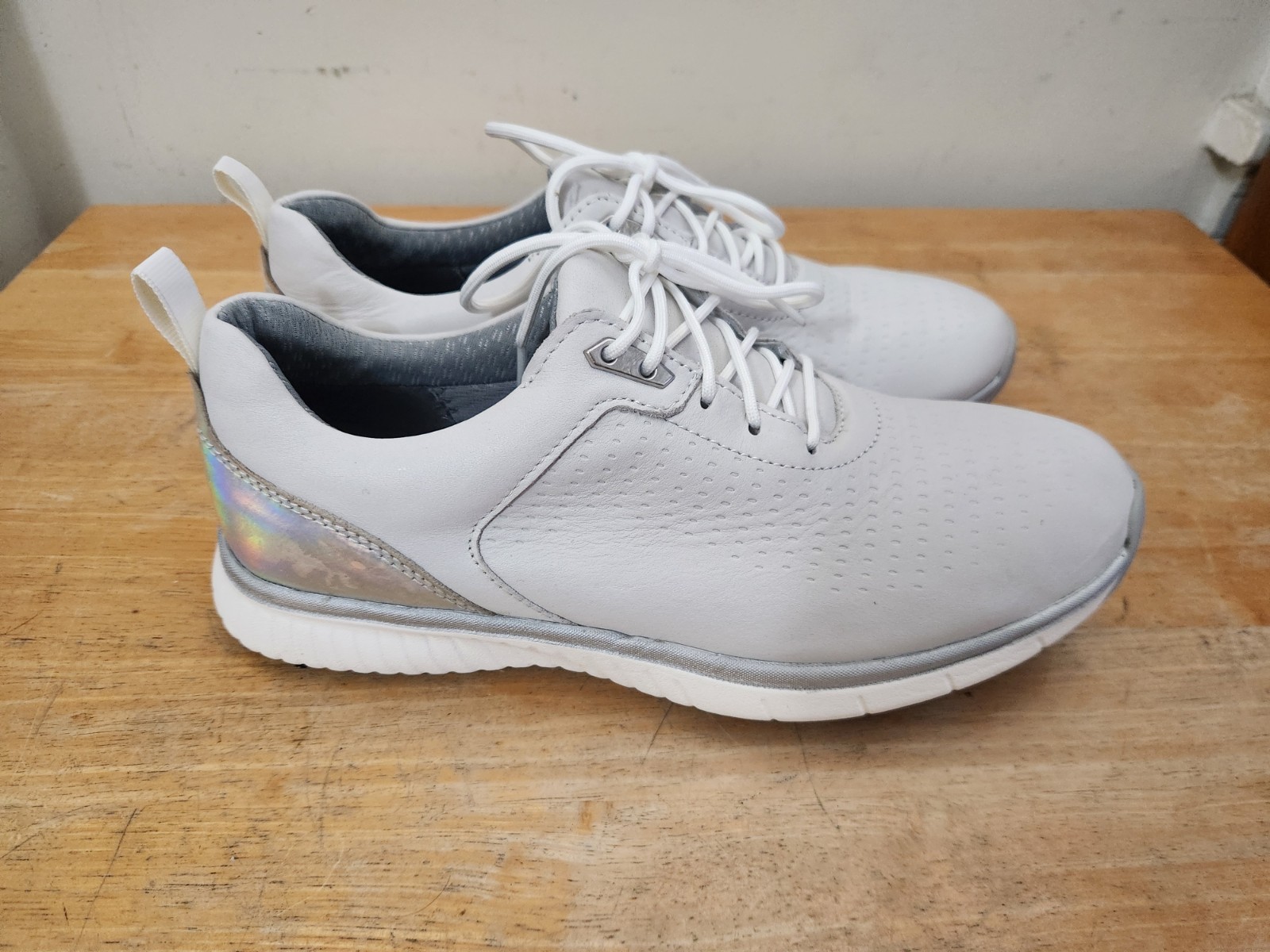 Size 9 White Waterproof