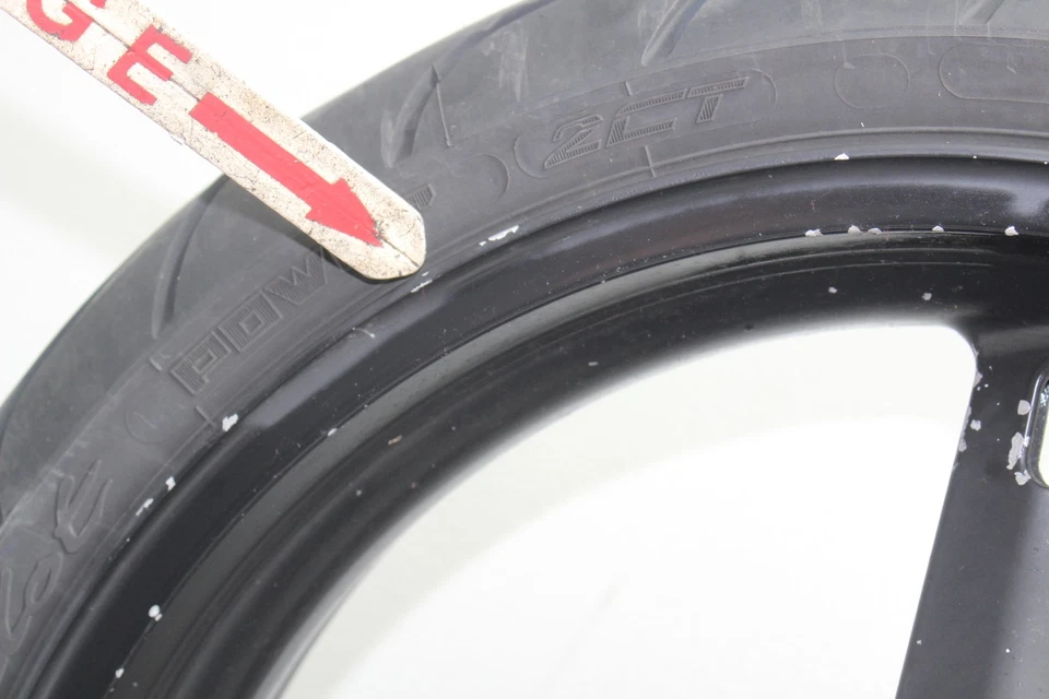 Llanta delantera Suzuki SV1000 2003-2005  Foto 4 de 4