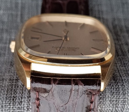 Seiko Grand Quartz 4842-5011 Vintage Date Montre Hommes Authentique Travail - Photo 5 sur 10