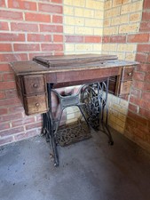 Antique Clemens Müller Veritas Treadle Machine - Early 1900s.