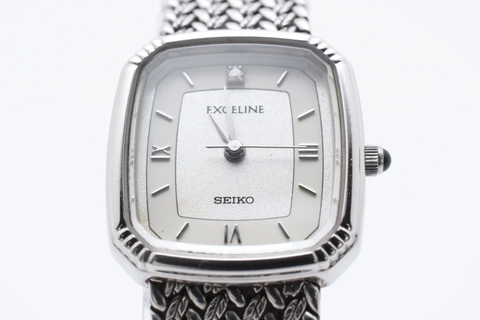 Vintage [NEAR MINT] SEIKO Exceline 7321-6600 Silver 20mm Quartz Women's Watch - Image 4 of 4