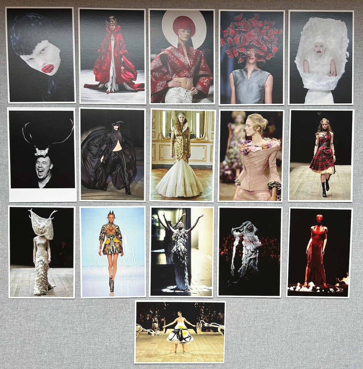 Alexander McQueen POSTCARD 16 CARD Alexander McQueen POSTCARD 16 CARD