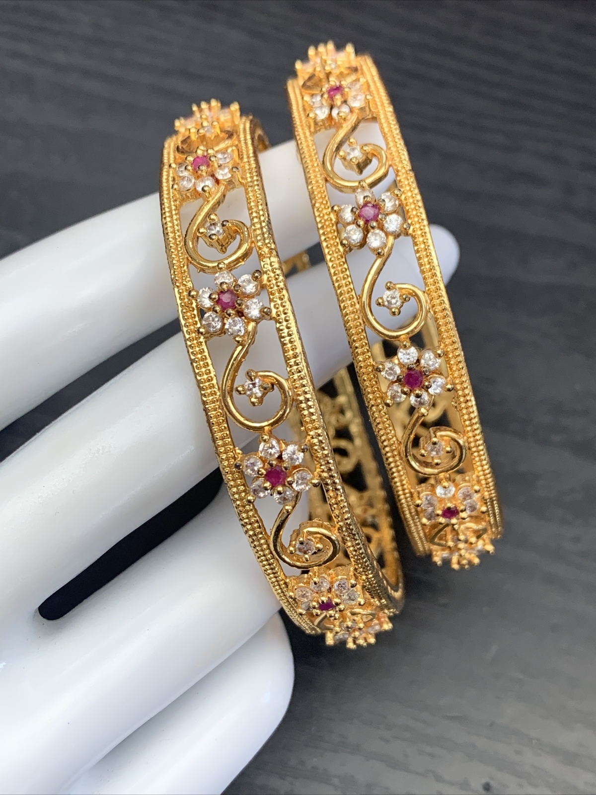 ￼ Vintage crystal Ruby flower design Bollywood go… - image 10