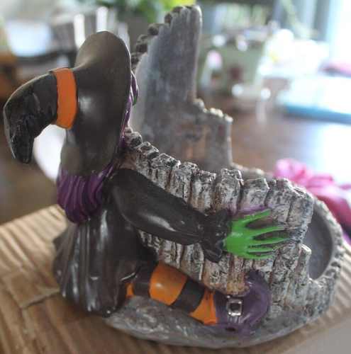 Yankee Candle WITCH FLYING CRASHING WITCH Jar Candle Holder ~New in Box~ - Picture 2 of 2