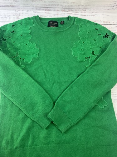 Maglione Ted Baker in lana verde con abbellimento floreale - Taglia 2 - Foto 9 di 11