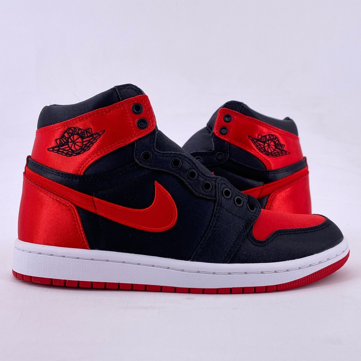 Size 7 - Air Jordan 1 Retro OG 2023 High Satin Bred W for sale 