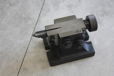 Tail stock for milling machine