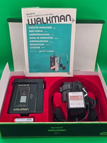 **Rare Sony WM-3 Deluxe ** Orig Box-Phones-Case-AC 39-Serviced 02/26. US Seller.