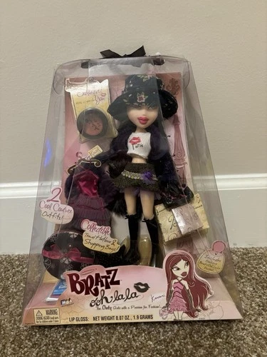 NEW 2005 MGA BRATZ Ooh La La Kumi Doll Collectable Travel Hat Box & Bags NRFB