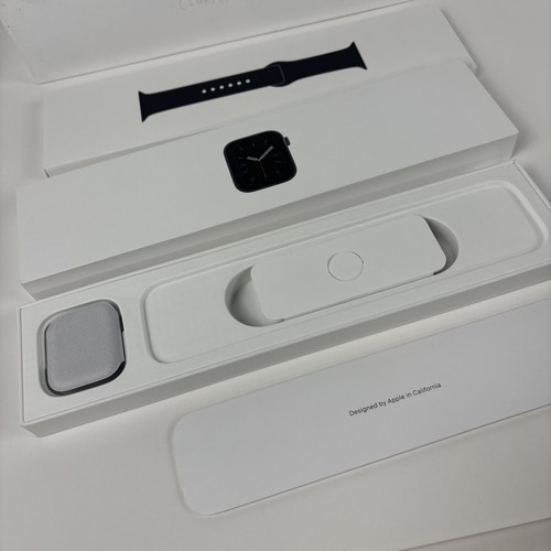 BOITE VIDE uniquement pour Apple Watch 44 mm série 6 boîtier aluminium gris sidéral bracelet noir - Photo 4 sur 7
