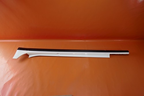 Maserati Ghibli 2014-2017 Left Rocker molding White P/N 67002666200 Photo - $206