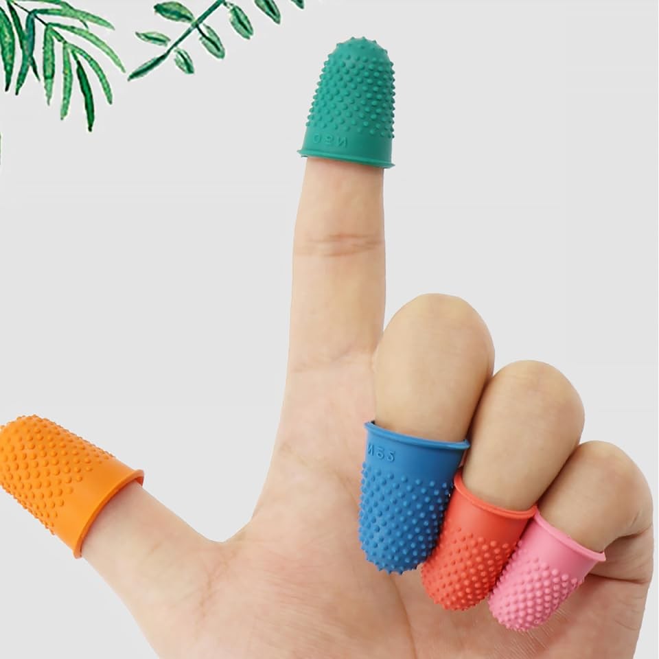 Healifty 10Pcs Silicone Finger Protective Covers 3.5x2.6cm, Assorted Color 