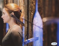 Shailene Wood Divergent Autographed Signed 8x10 Photo ACOA