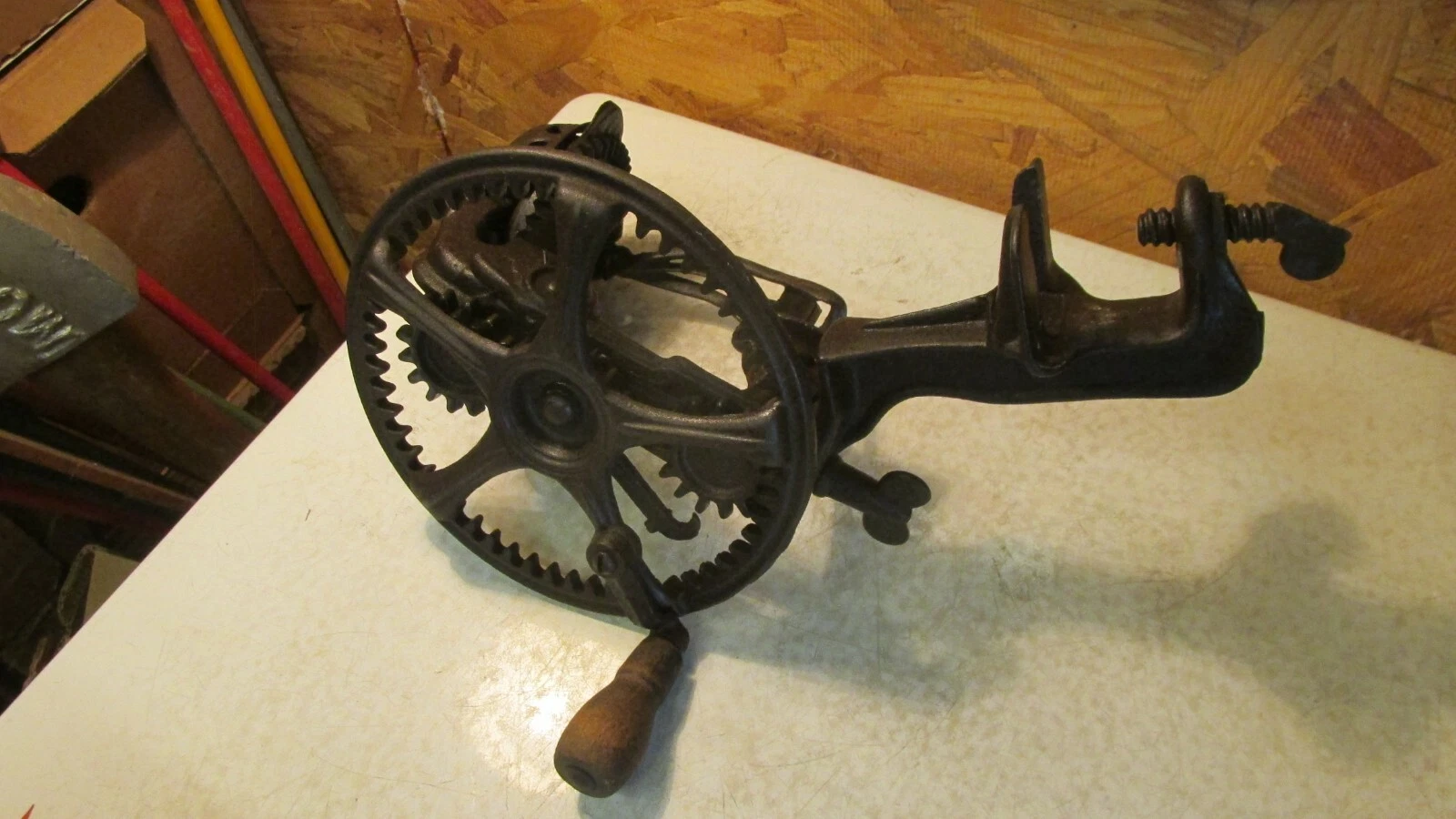 Antique Reading Hardware "78" Apple Peeler