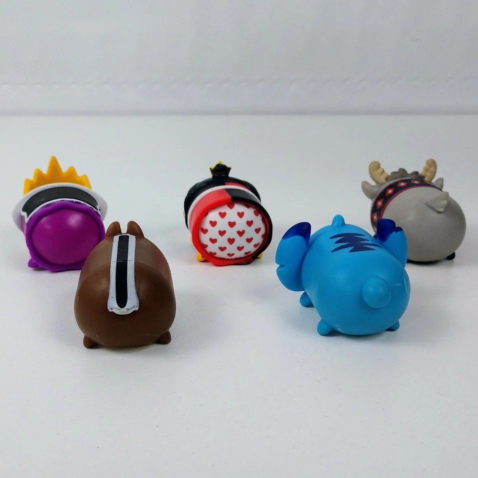 Лот из 9 фигурок Disney Tsum Tsum Bambi Stitch Sevn She Hulk Duck Chip Queen Dog - Изображение 4 из 4