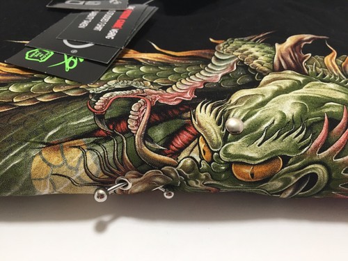 NUEVO CON ETIQUETAS Rock Chang Talla L 3D Dragón Respiración de Fuego Brilla en la Oscuridad Hombres Camiseta Arte - Imagen 7 de 12