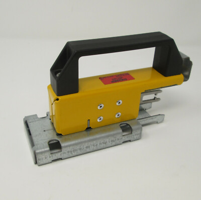 Euchner Safety Bolt Riegel 1 NP/TP 073536 gebraucht