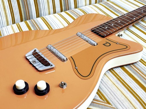 DANELECTRO U2 56 Reissue - Electric Guitar LIPSTICK PICKUPS 1990s / 2000s Korea