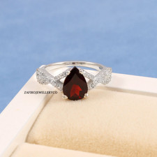 Garnet Ring, 925 Sterling Silver, Brides Ring, Stunning Ring, Natural Garnet