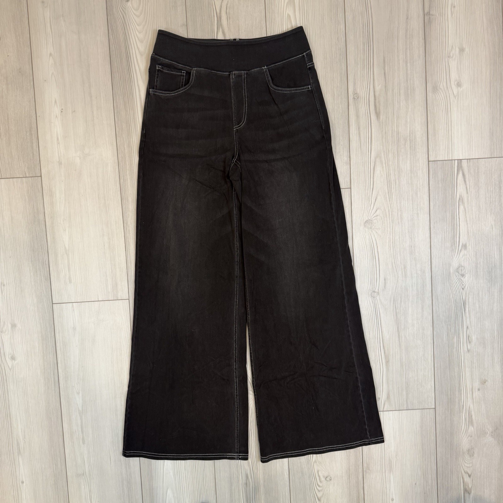 Halara Flex Medium High Waisted Pockets Baggy Wid… - image 1