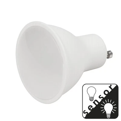 STAR TRADING Sensor LED Leuchtmittel GU10 230V 4,7W mit Dämmerungs-Schalter Glüh-Birne-Birne