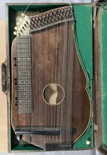 Antique German Zither Instrumenten Bauer Suhl Thuringen with Case and Label