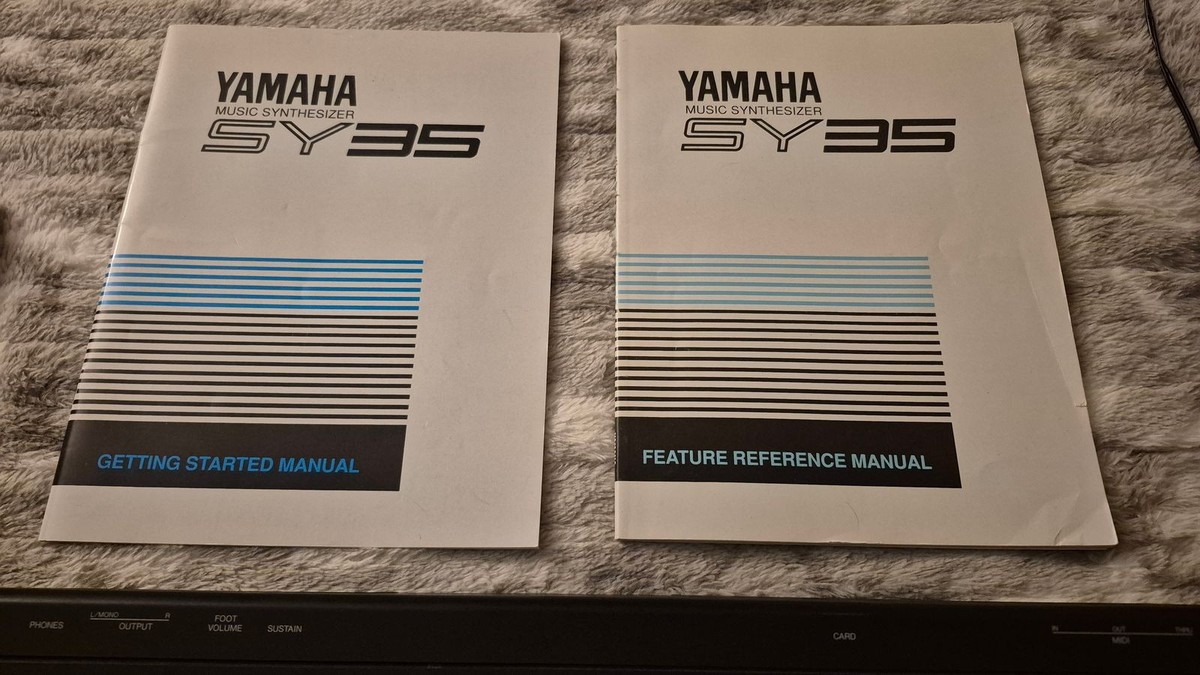 Yamaha SY35 Dynamic Vector Synthesizer Keyboard & Manuals - 90s
