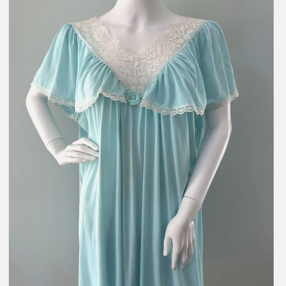 NWD Vintage Blue Nylon Lace Nightgown Romantic Nightdress One Size  - Image 4 of 4