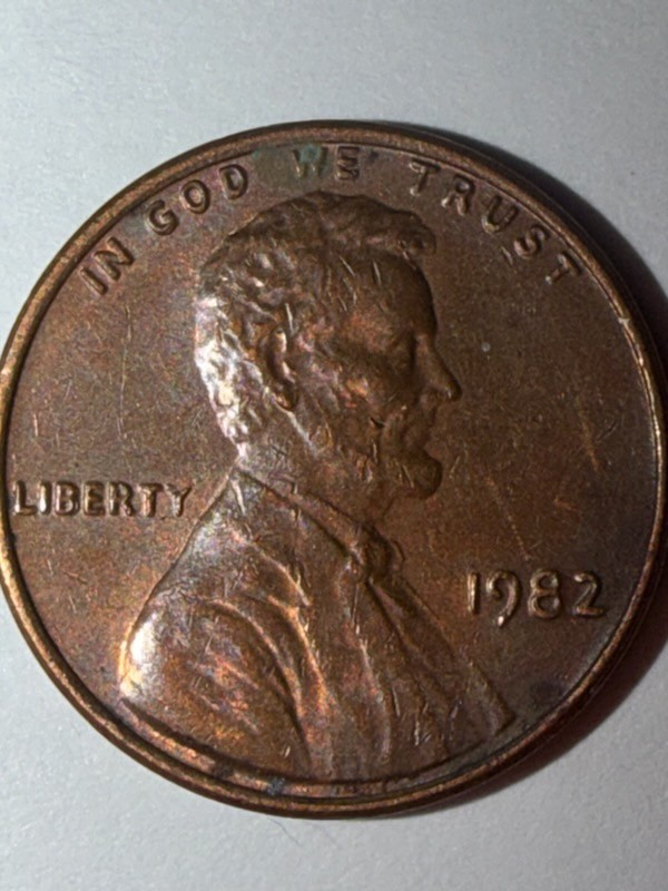 1982-D Small Date  Penny Weighs 3.07g 