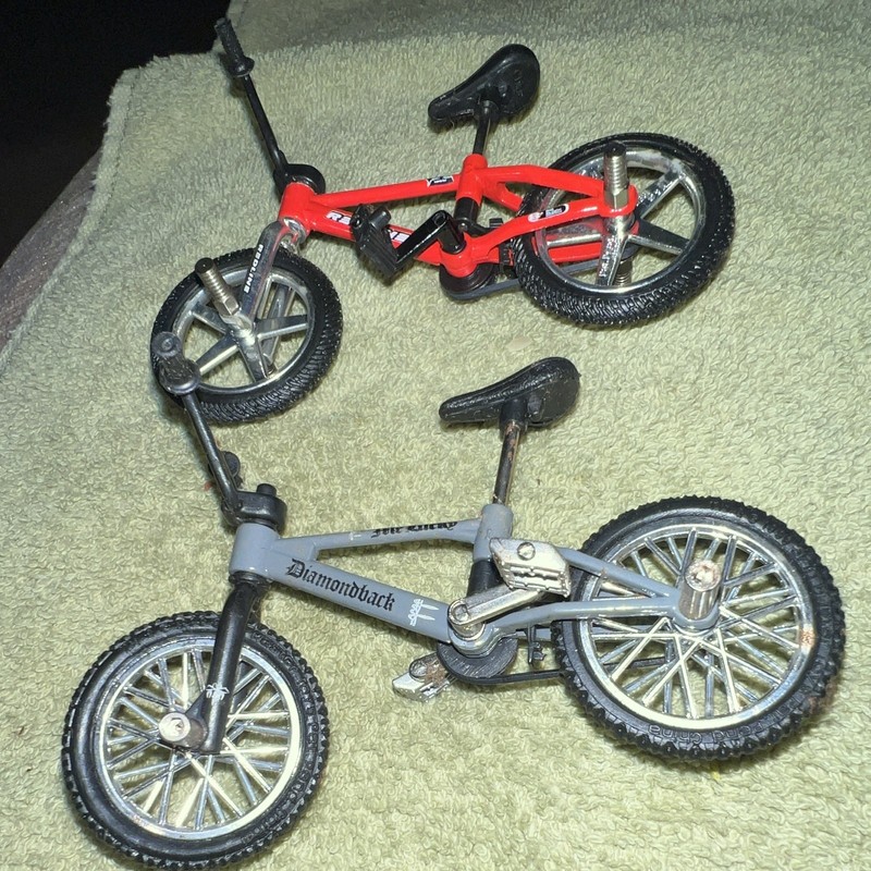 Flick Trix Diamondback /Redline BMX Diecast Miniature Toy Bicycle 