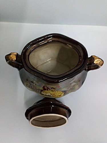 Vintage Double Handled Sugar Bowl with Lid Courting Couple Motif - Picture 5 of 6