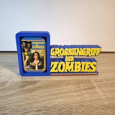 Grossangriff der Zombies| 3D Aufsteller | NEU mit 1 Magnet marketing pappe Motiv