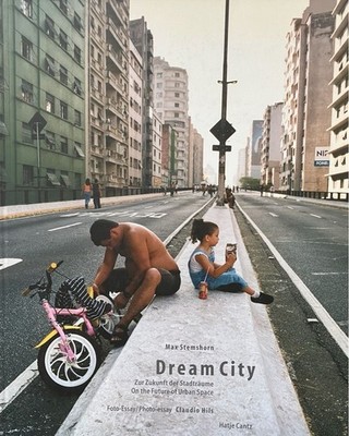 Dream city: the future of urban spaces. Photo Essay by Claudio Hills. stem horn