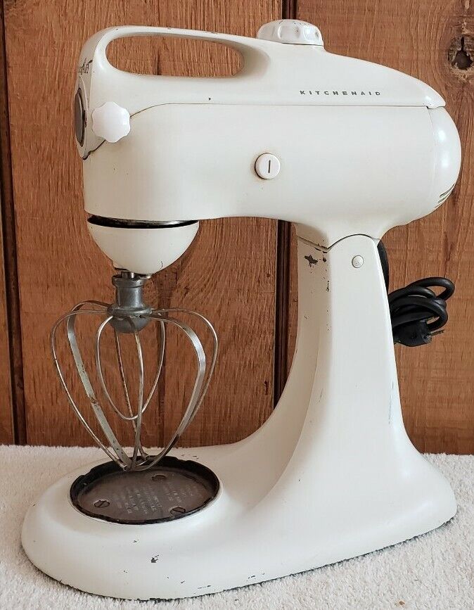 Vintage Hobart KitchenAid White Stand Mixer Model 3-C w Vintage Hobart KitchenAid White Stand Mixer Model 3-C w