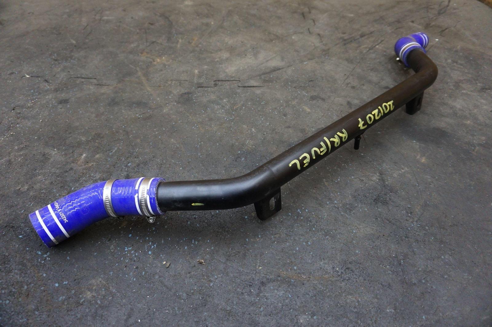 Fuel Tank Crossover Connection Pipe Tube 335050 Oem Ferrari 488 Challenge 2019