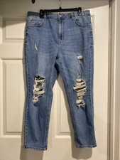 Wild Fable Highest Rise Mom Jeans Women’s Size 16 Blue Distressed B86