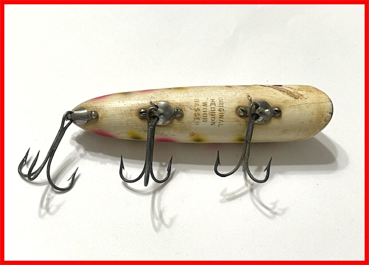 Vintage Wooden Lure - Basser 8500 Series by Heddon - Great Vintage Wooden Lure - Basser 8500 Series by Heddon - Great