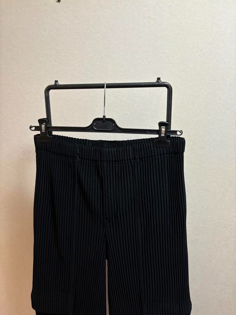 ISSEY MIYAKE Men's HOMME PLISSE Pleated Cargo Pants Black