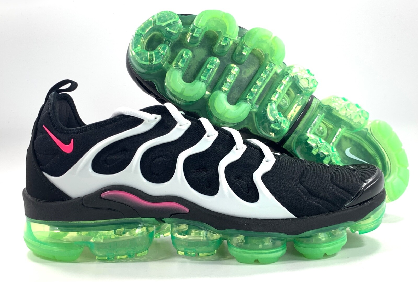 green and black vapormax plus