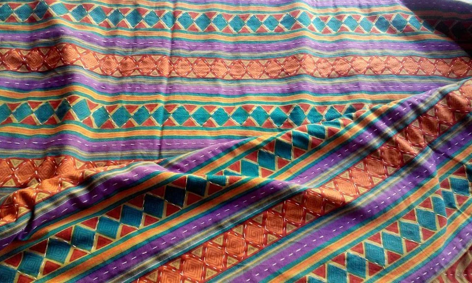 Colcha india hecha a mano vintage Kantha manta de algodón Gudri Queen Foto 3 de 4
