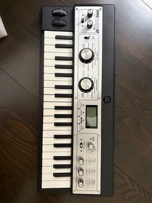 KORG microKORG XL Synthesizer Vocoder 37-Key Keyboard w/ Box Case Mic Tested