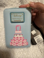Cartera Loungefly Disney Sirenita Boda Pastel Cremallera Alrededor Sebastian Nueva