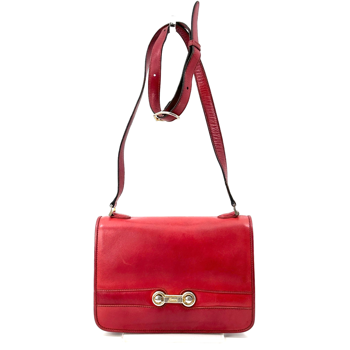 Gucci Vintage Shoulder Bag Turn Lock Leather Red Authentic 353T333