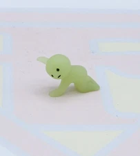 Smiski 2020 Series 1 Figure ~Rare Mini Surprise Crawling Baby ~Glow in the Dark
