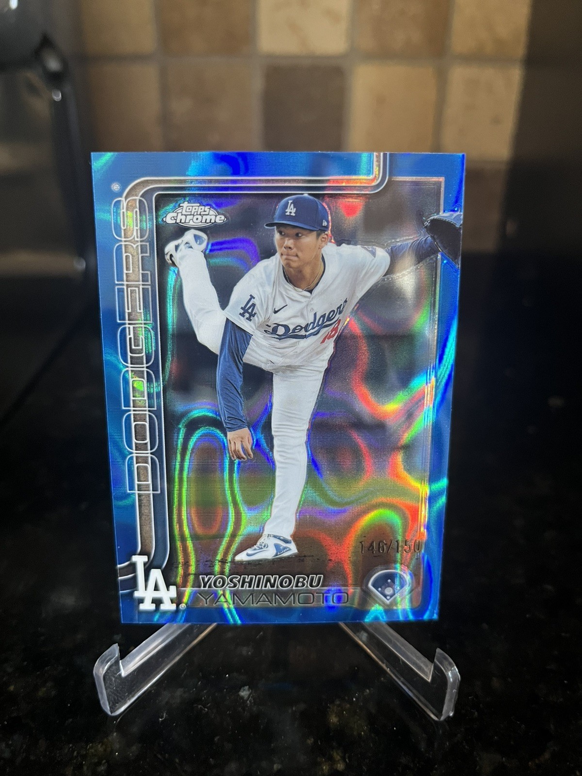 2025 Topps Chrome Yoshinobu Yamamoto #179 Blue RayWave Refractor /150 Dodgers
