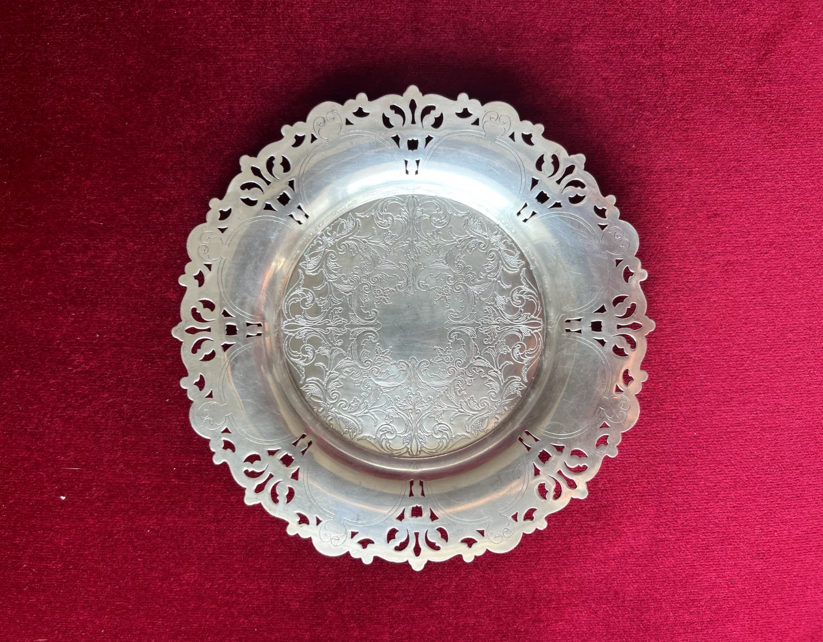 Wm. Rogers A 1900-1940 Antique US Silver-Plated Platters & Trays