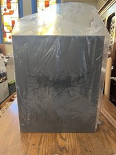 Hot Toys DC Dark Knight Rises 1:6 scale Batman/ Bruce Wayne