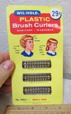 Vintage 1950s Wil Hold Plastic Brush curlers set of 3 on original display card