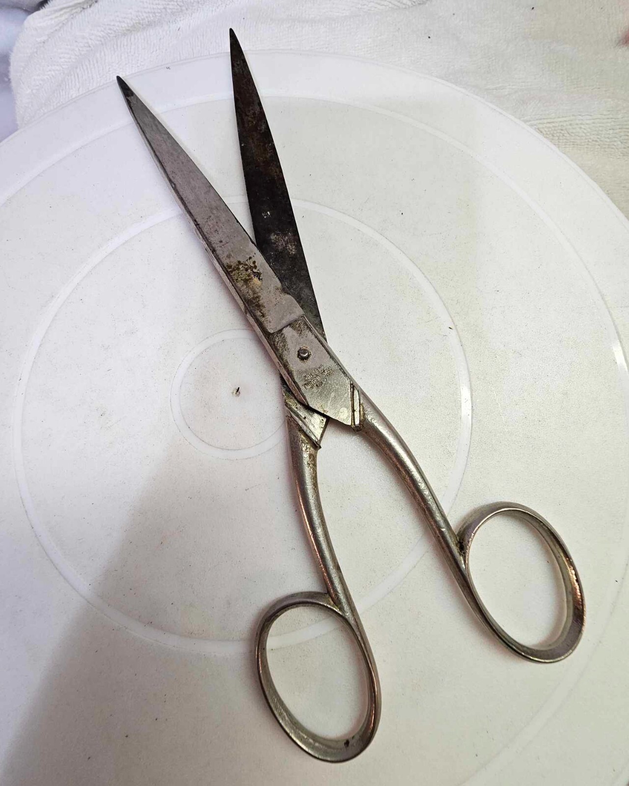 Vtg Hot drop forged steel italy scissors foremost 9" w Leather Case Germany- G5