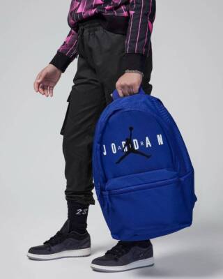 NEW RETRO MICHAEL JORDAN FLIGHT BACKPACK
